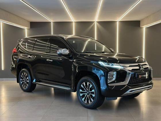 MITSUBISHI PAJERO SPORT 2.4 16V MIVEC TURBO DIESEL HPE-S AWD AUTOMÁTICO